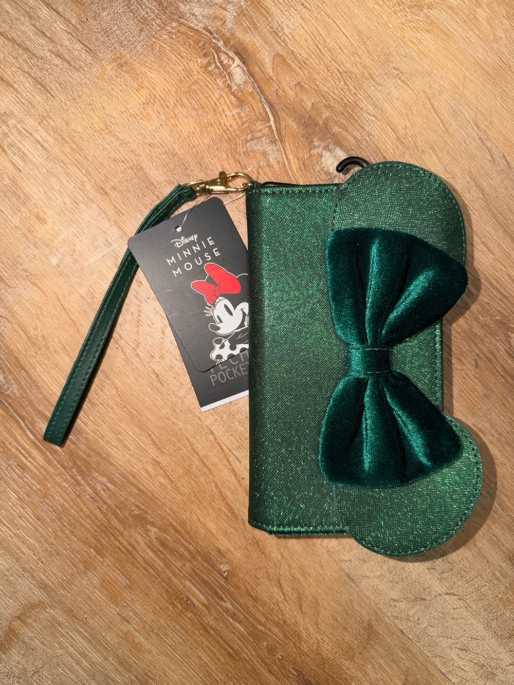 Disney Emerald Green Minnie Mouse Bow Wristlet Card Case